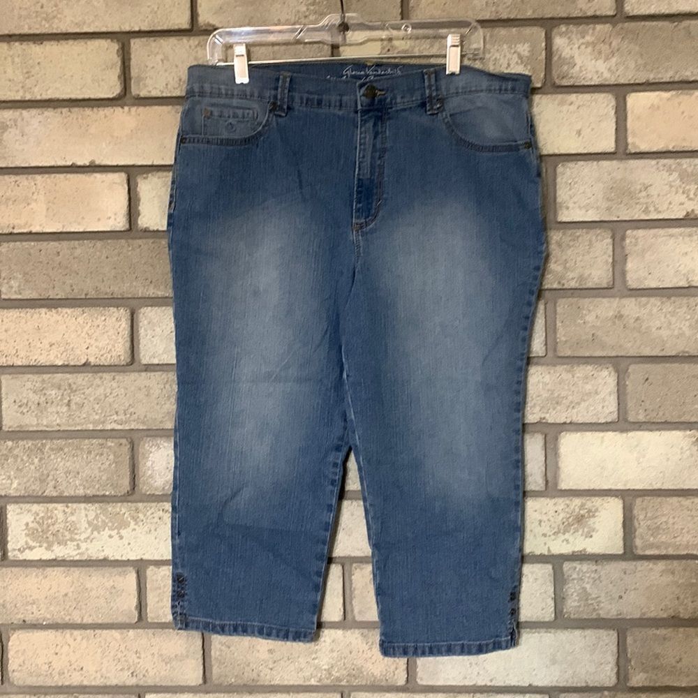 3for$20 cropped Jean size 16p
